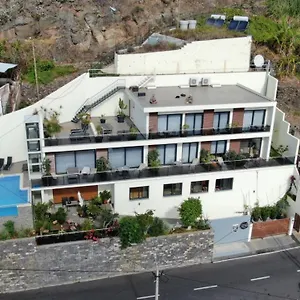 Guesthouse-theview (adults Only) Pensión